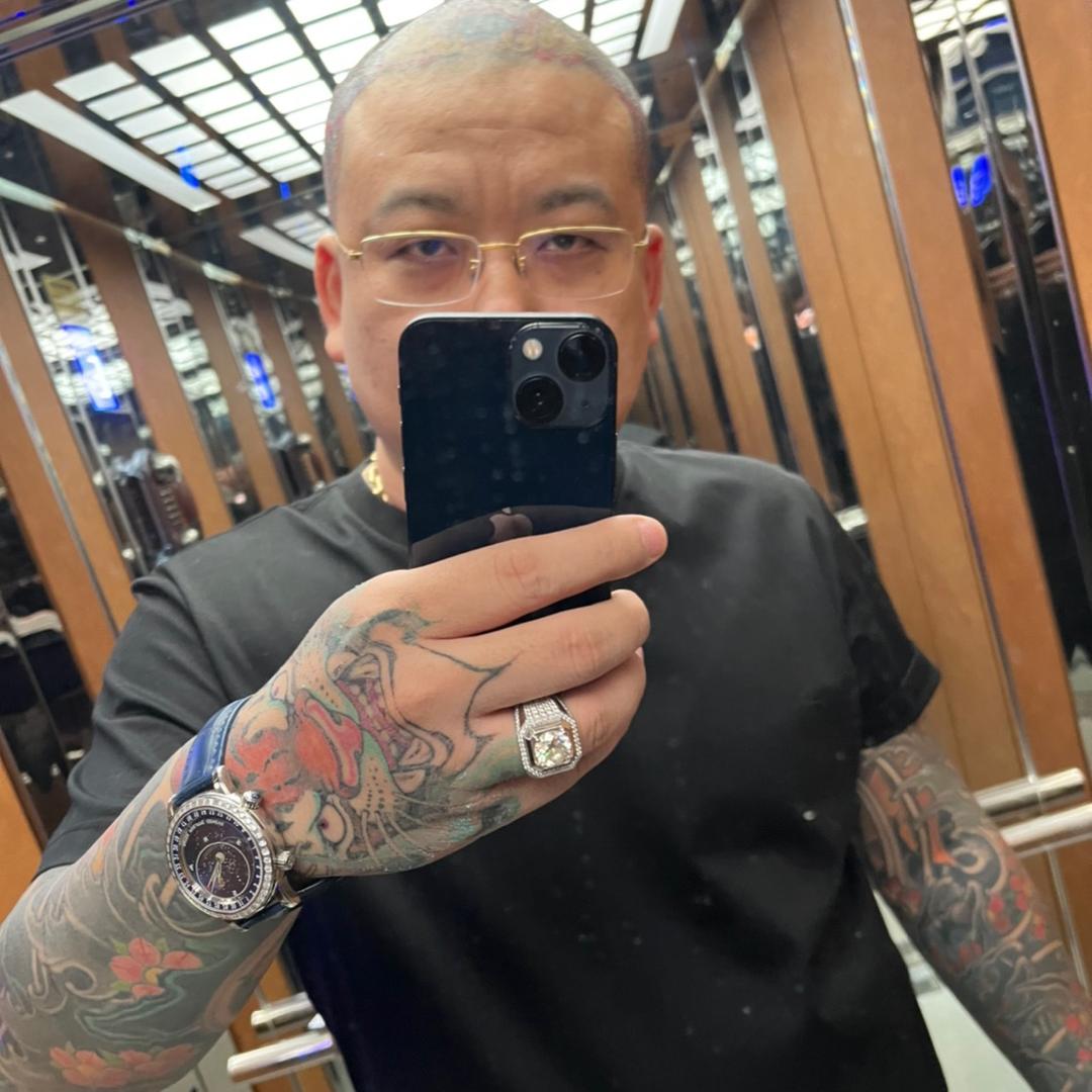 嫩的盖世英雄