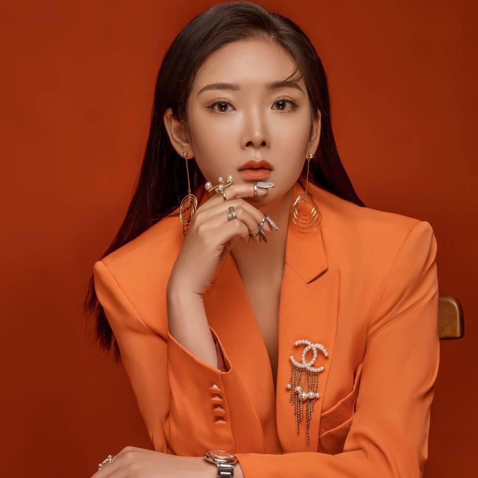 雅丽高奢护肤