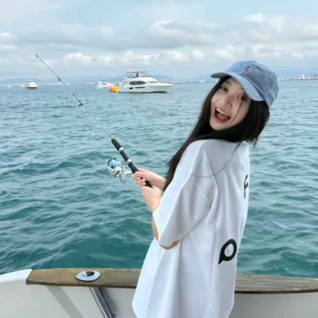 阿初.