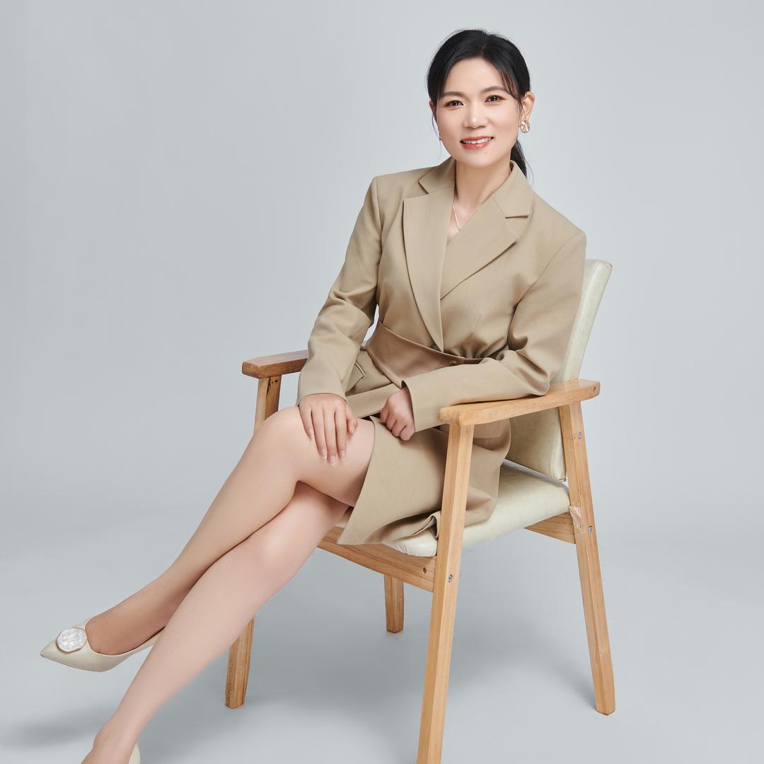 济南房产范美丽