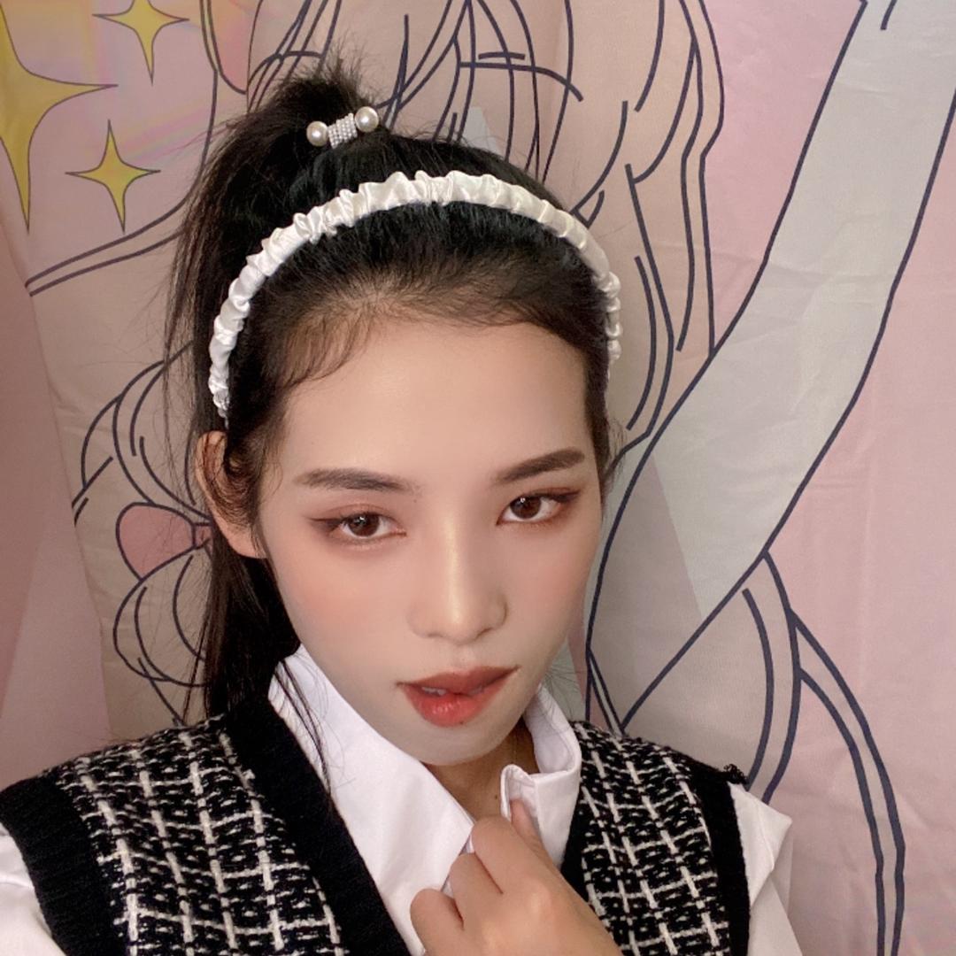 请叫我沙雕小仙女🧚‍♀️