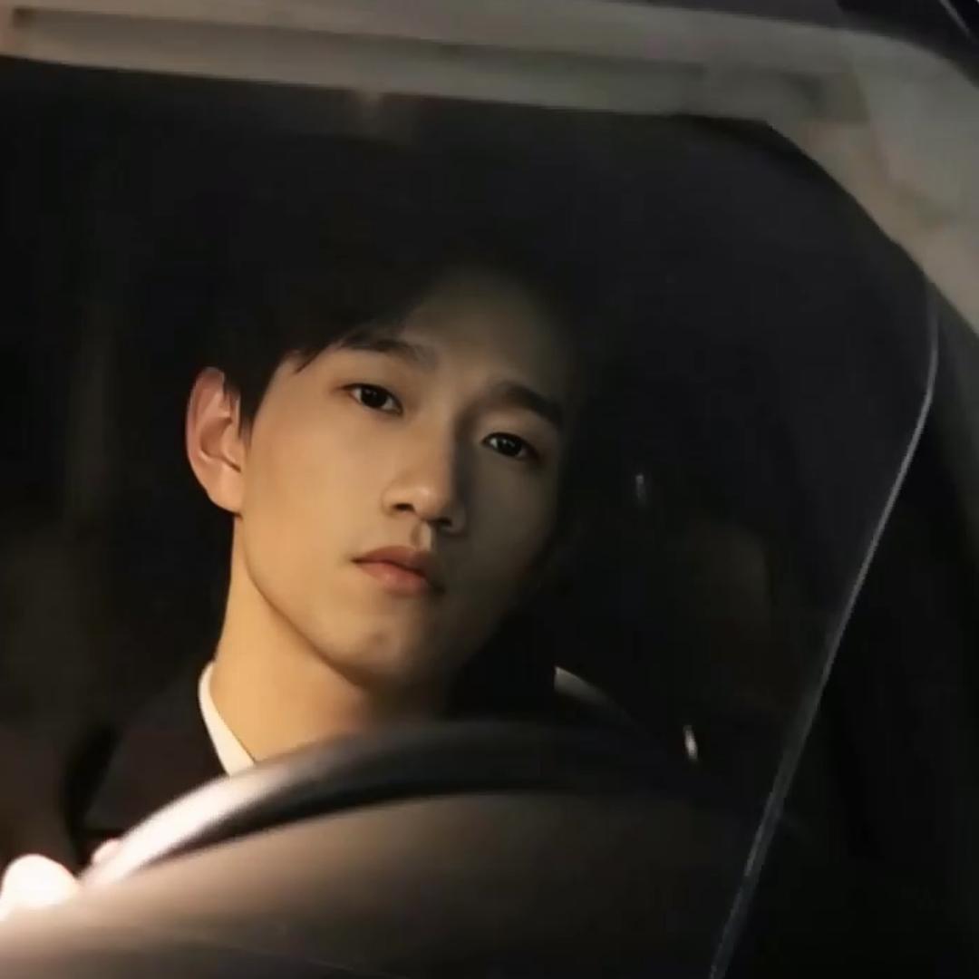 白面书生👉横州没妞大队