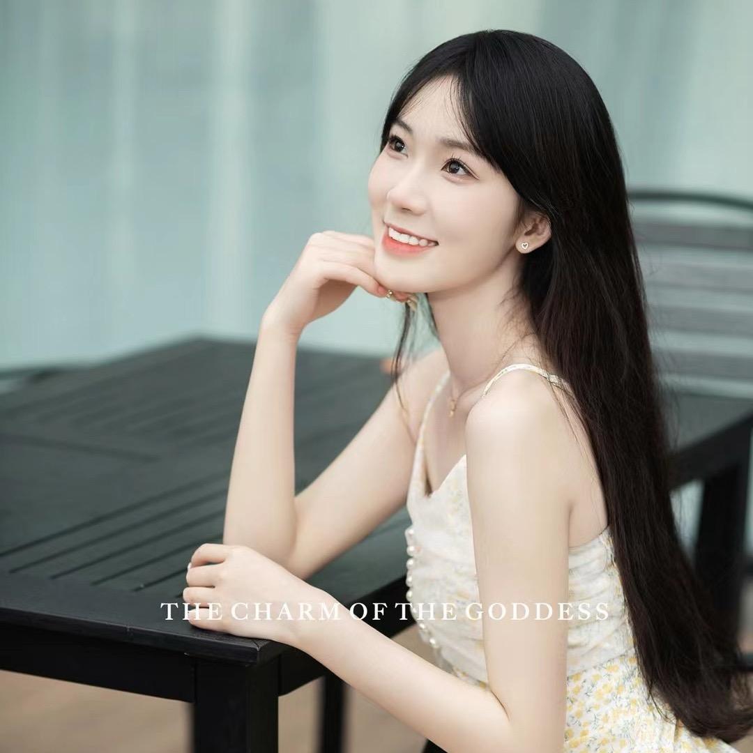小妍Kiki