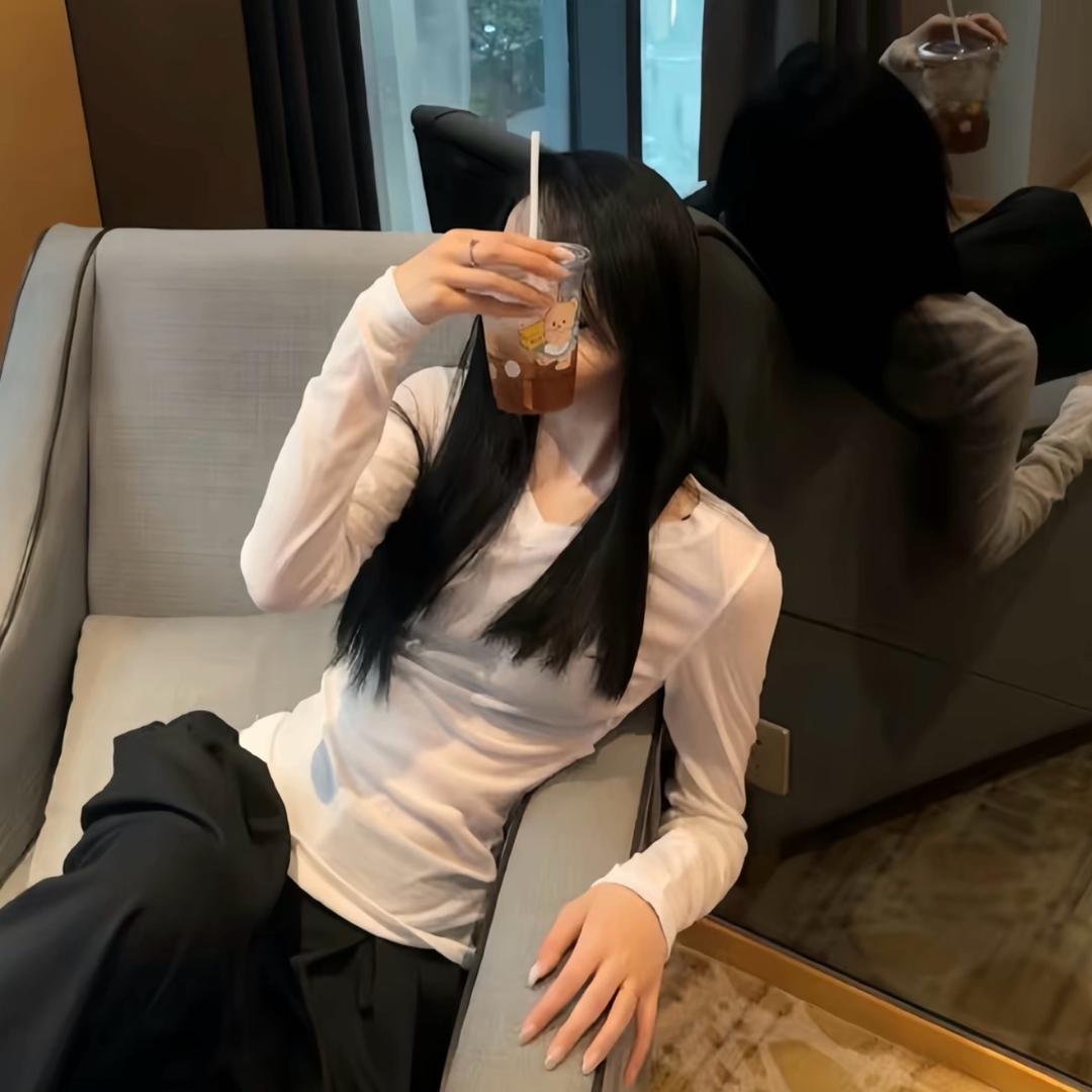 陈陈^-^