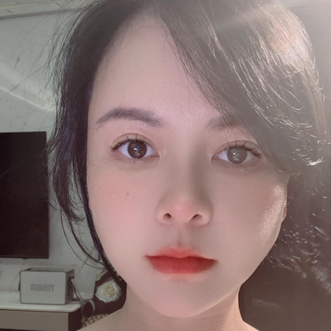 严柒柒🍀