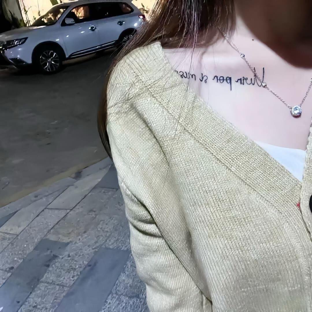 𝑊.