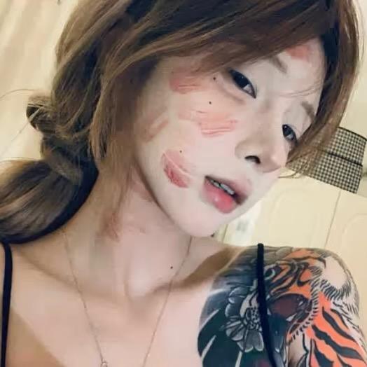 ㅤㅤㅤㅤ ㅤㅤㅤ娇妻