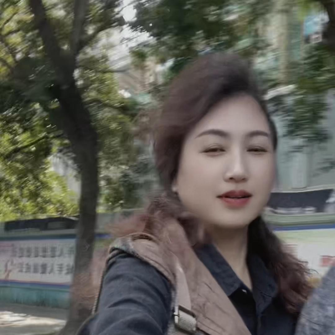 @周周
