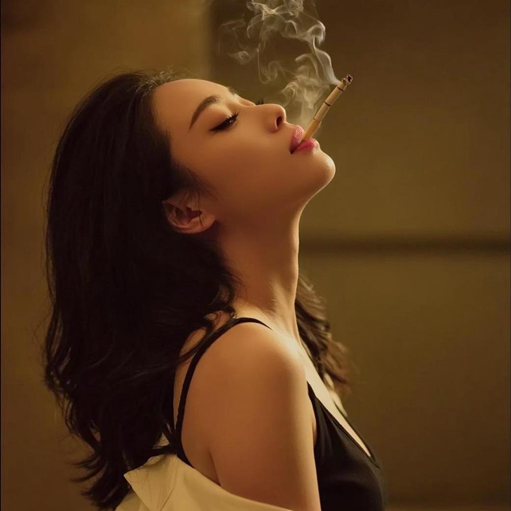 @吕大大吖