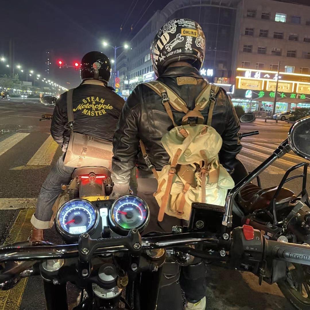 David骑摩托