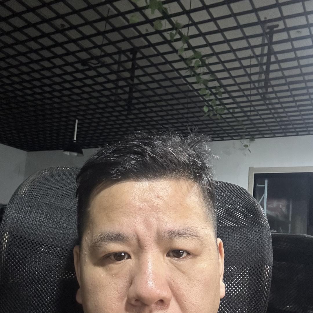 刘某某的童装