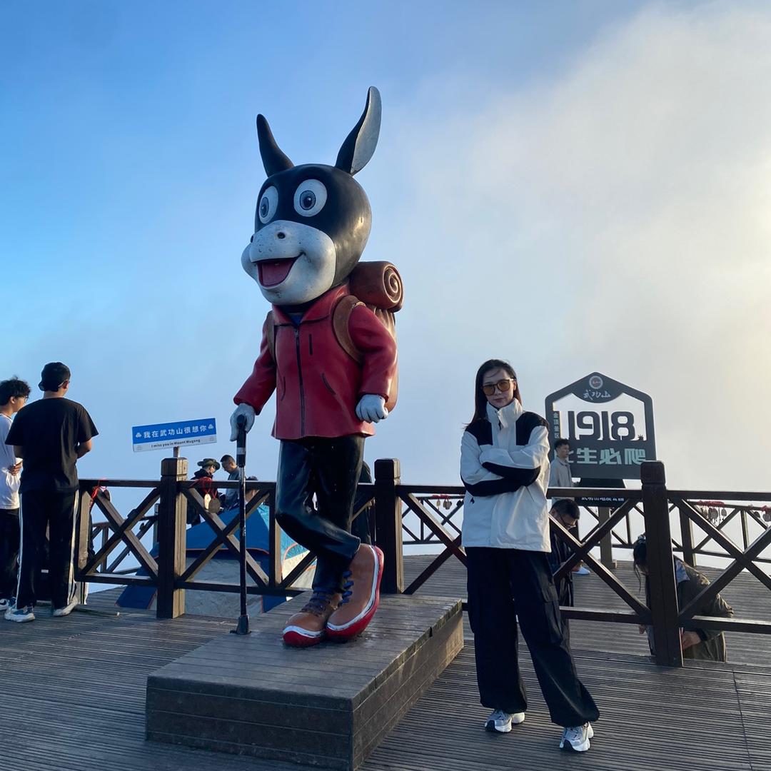 仙女🧚‍♀️不讲 李💙