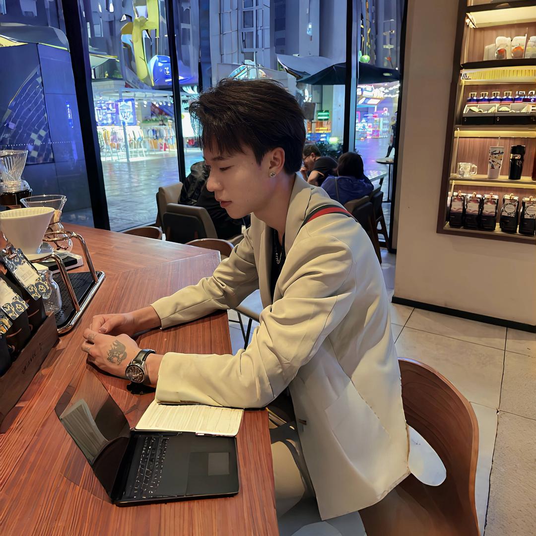 景东MD名鼎创始 阳怡发型设计