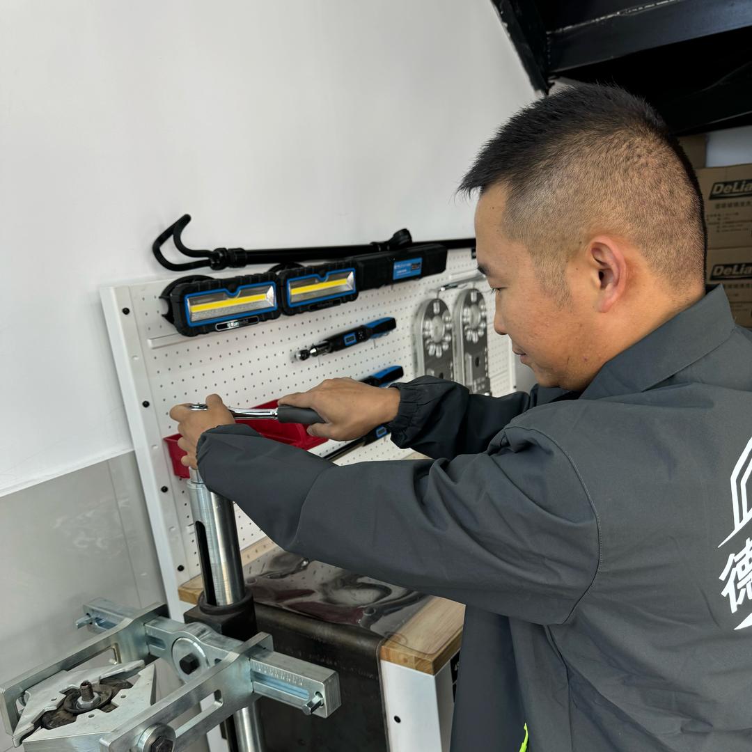 兰州刘师傅四轮定位