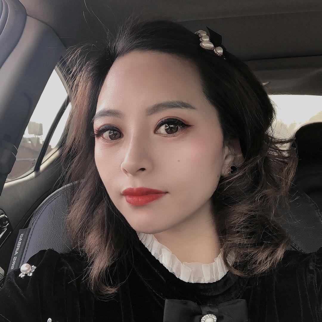 雅琳-十里红妆婚庆礼服