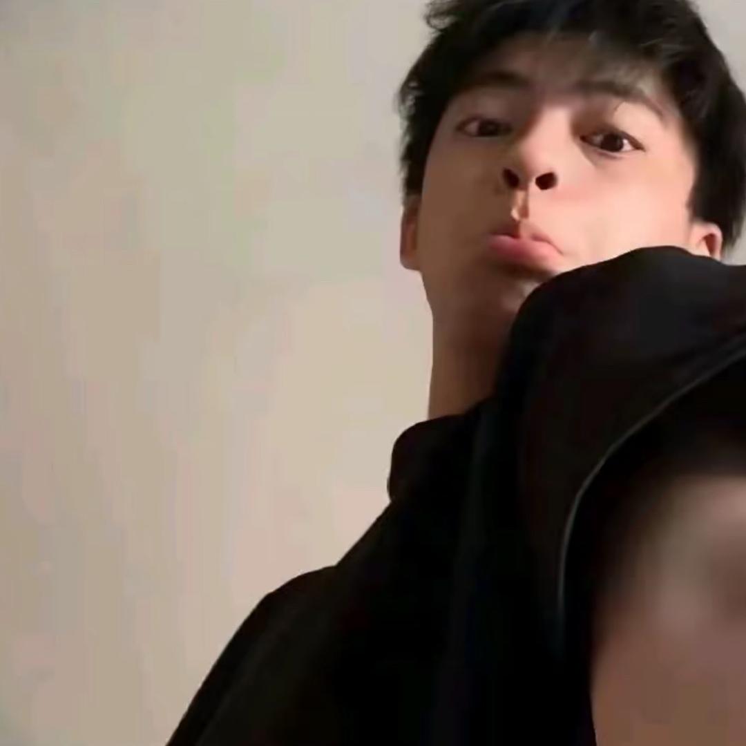 死水不藏龙