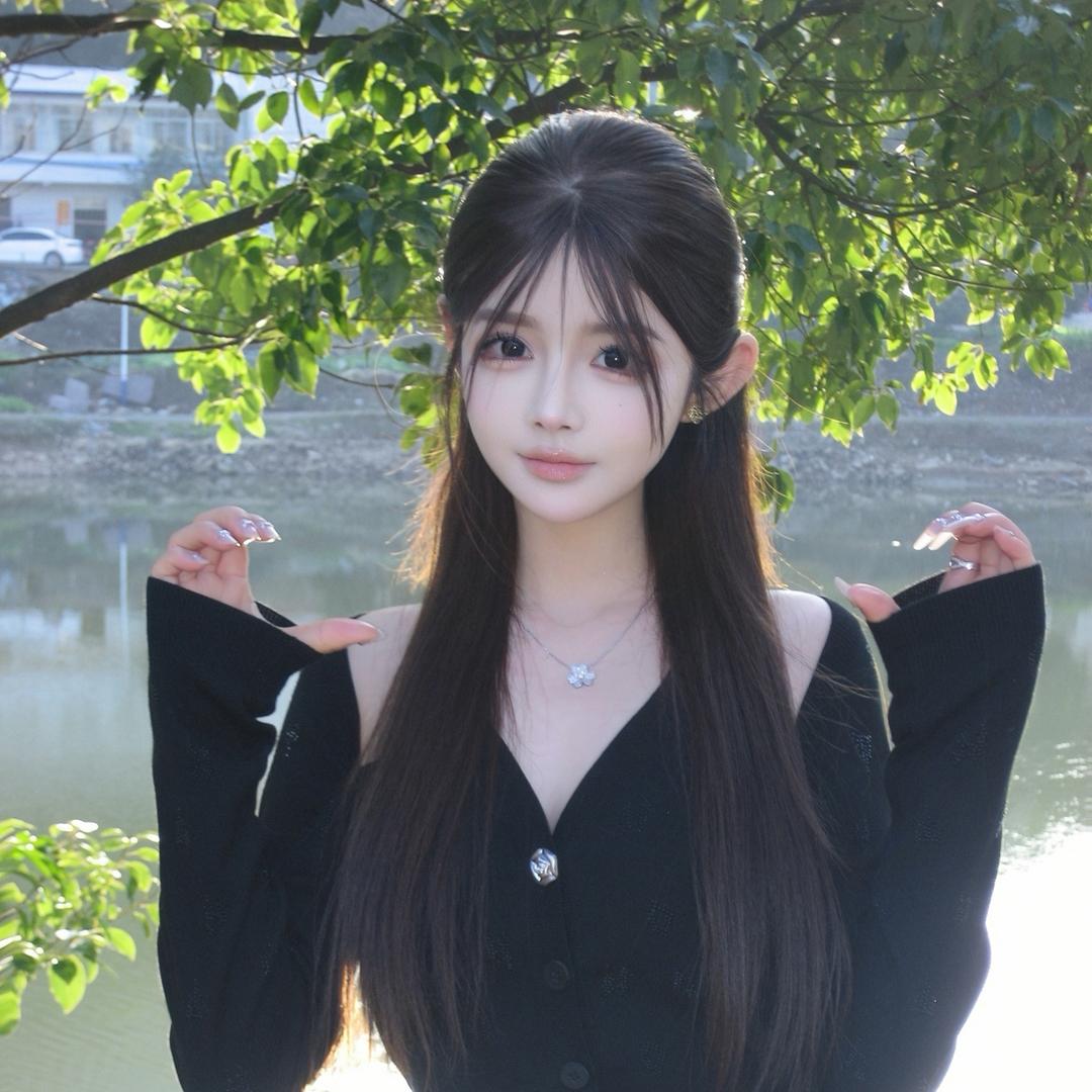 小粉粉姐姐