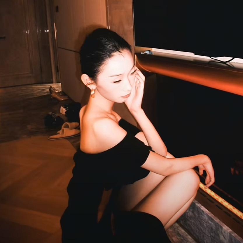 九