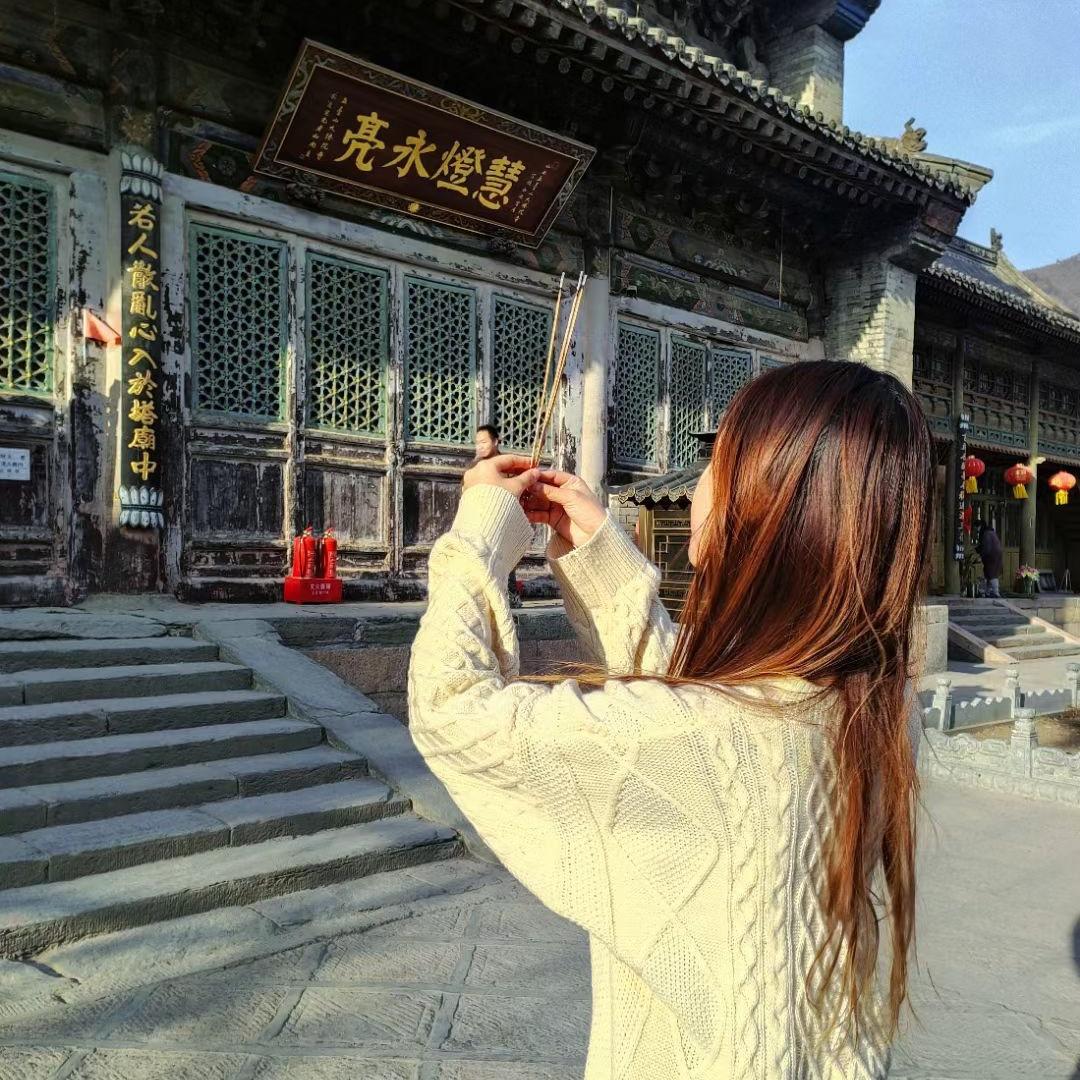 五台山导游蓉蓉