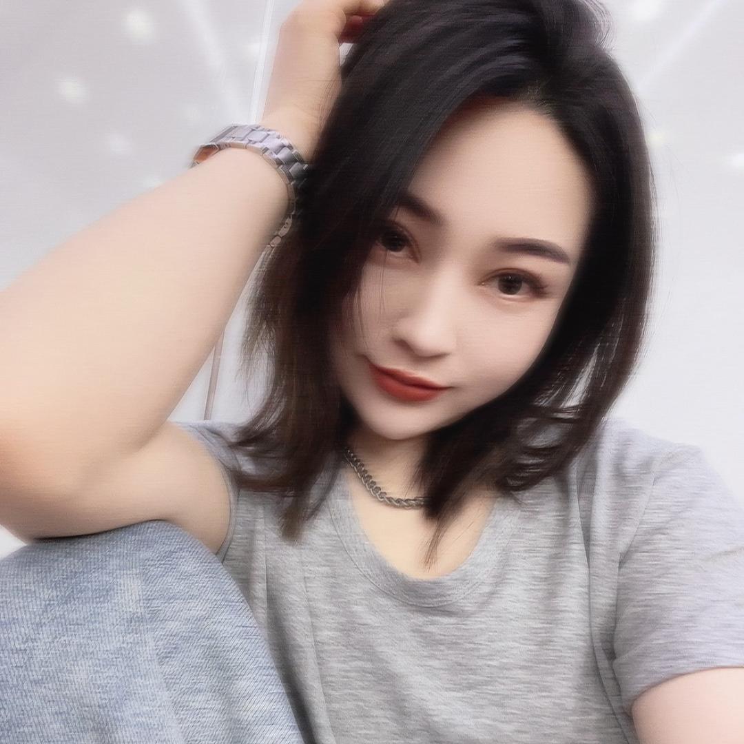 @欣哥|极简穿搭
