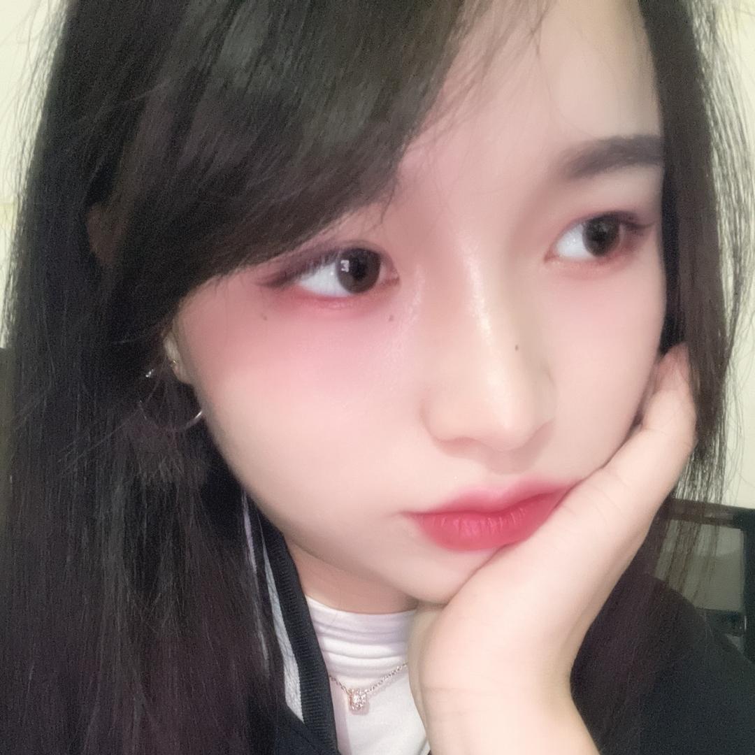 宝藏女孩妮妮