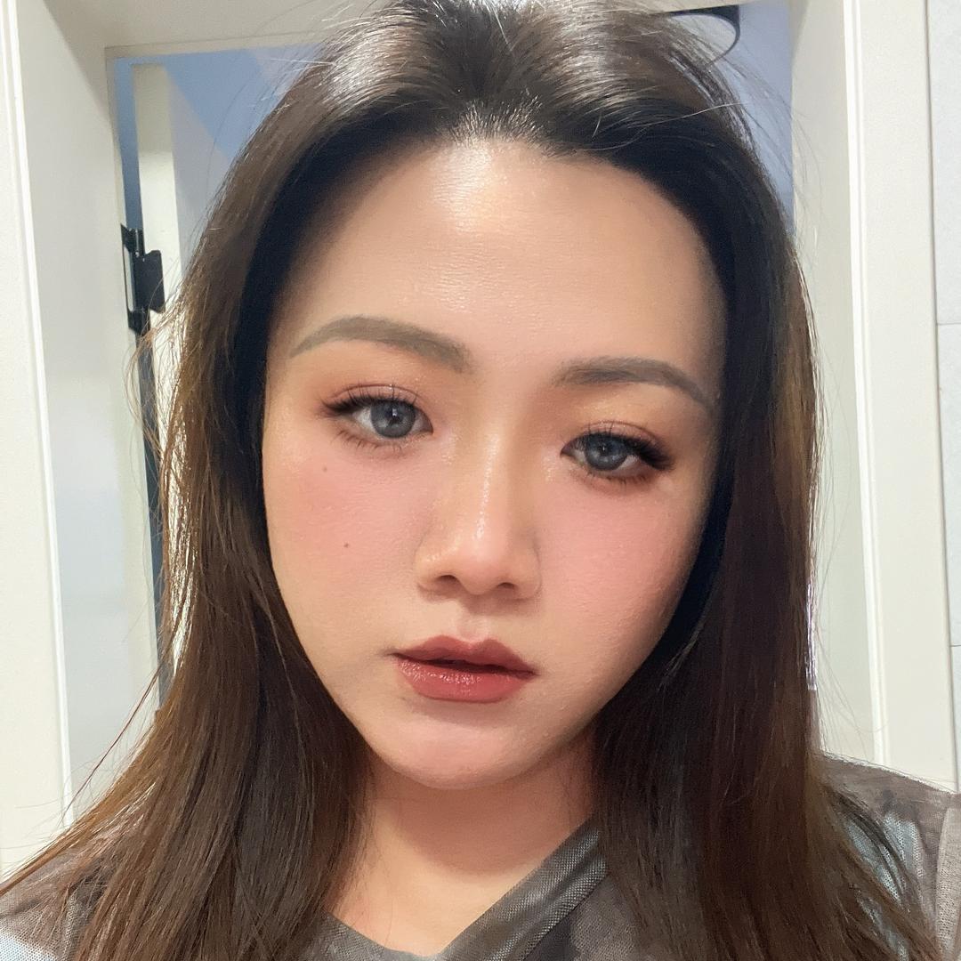 娜娜不脱妆粉底液（招徒弟）