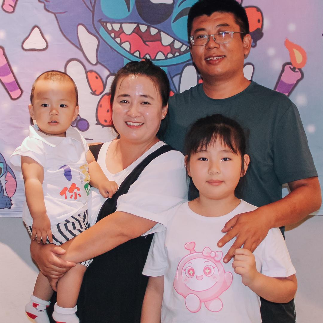 假玲夫妇
