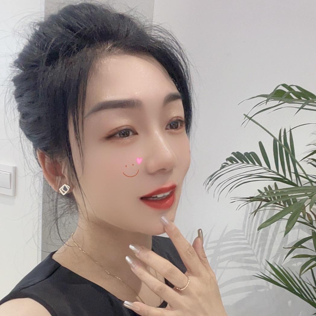 月星恒洁卫浴一小辣椒店长
