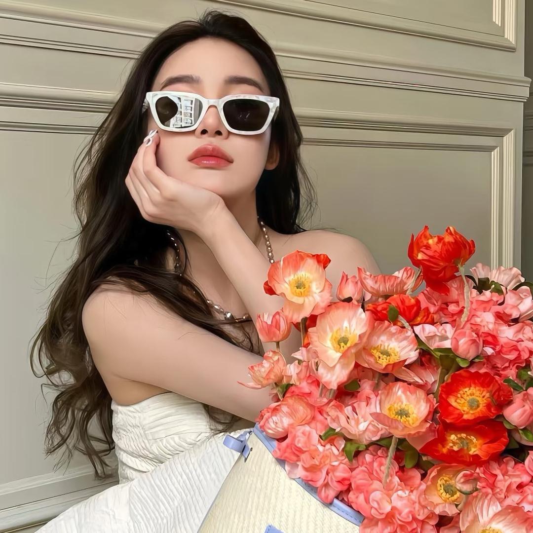 李莫莫的小时候