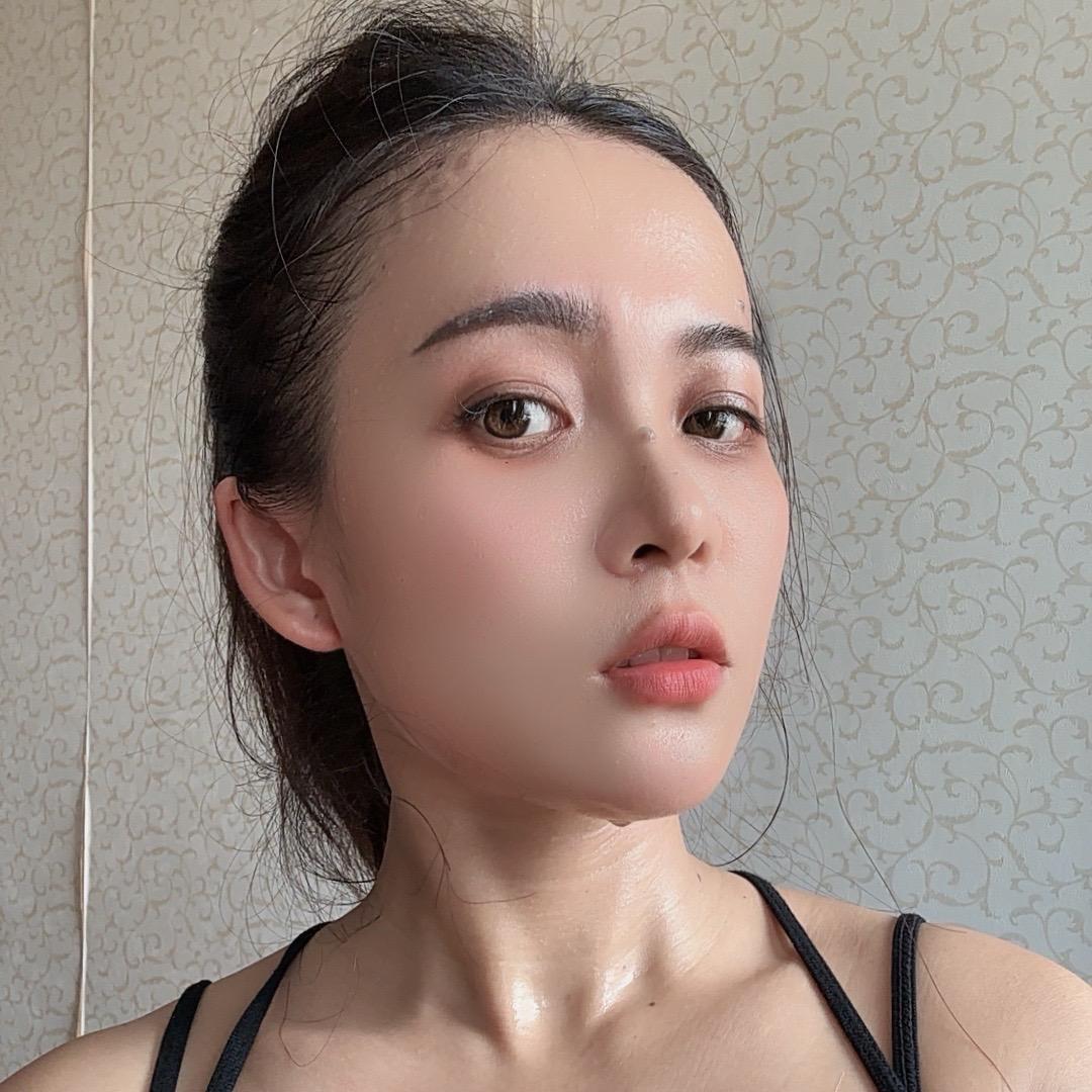 谁谁谁的九千七✧٩(ˊωˋ*)و✧