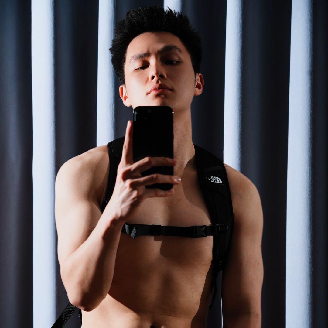 阿泽AzE