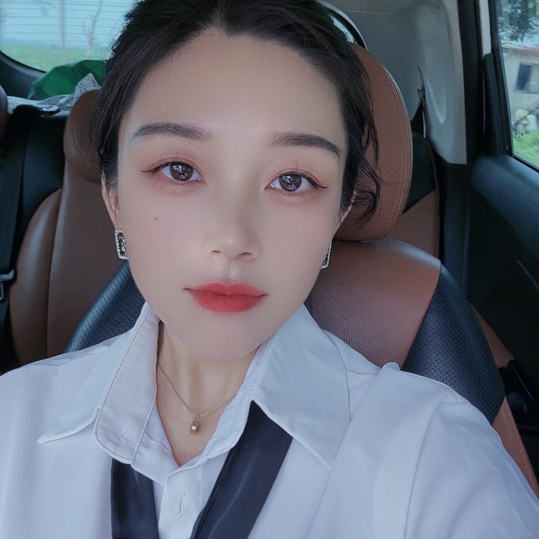 💋吖吖