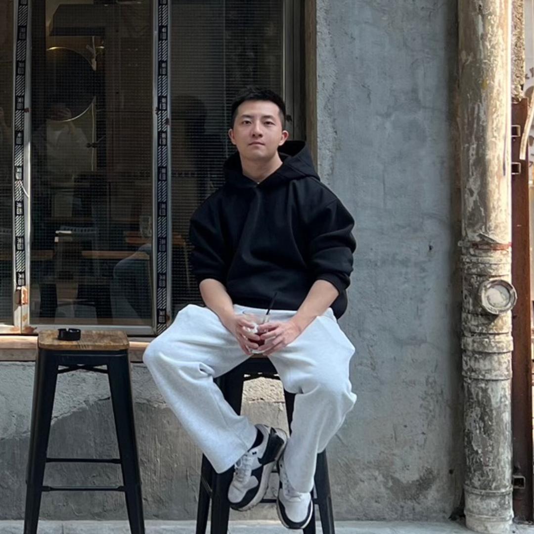 卖内裤的小伟