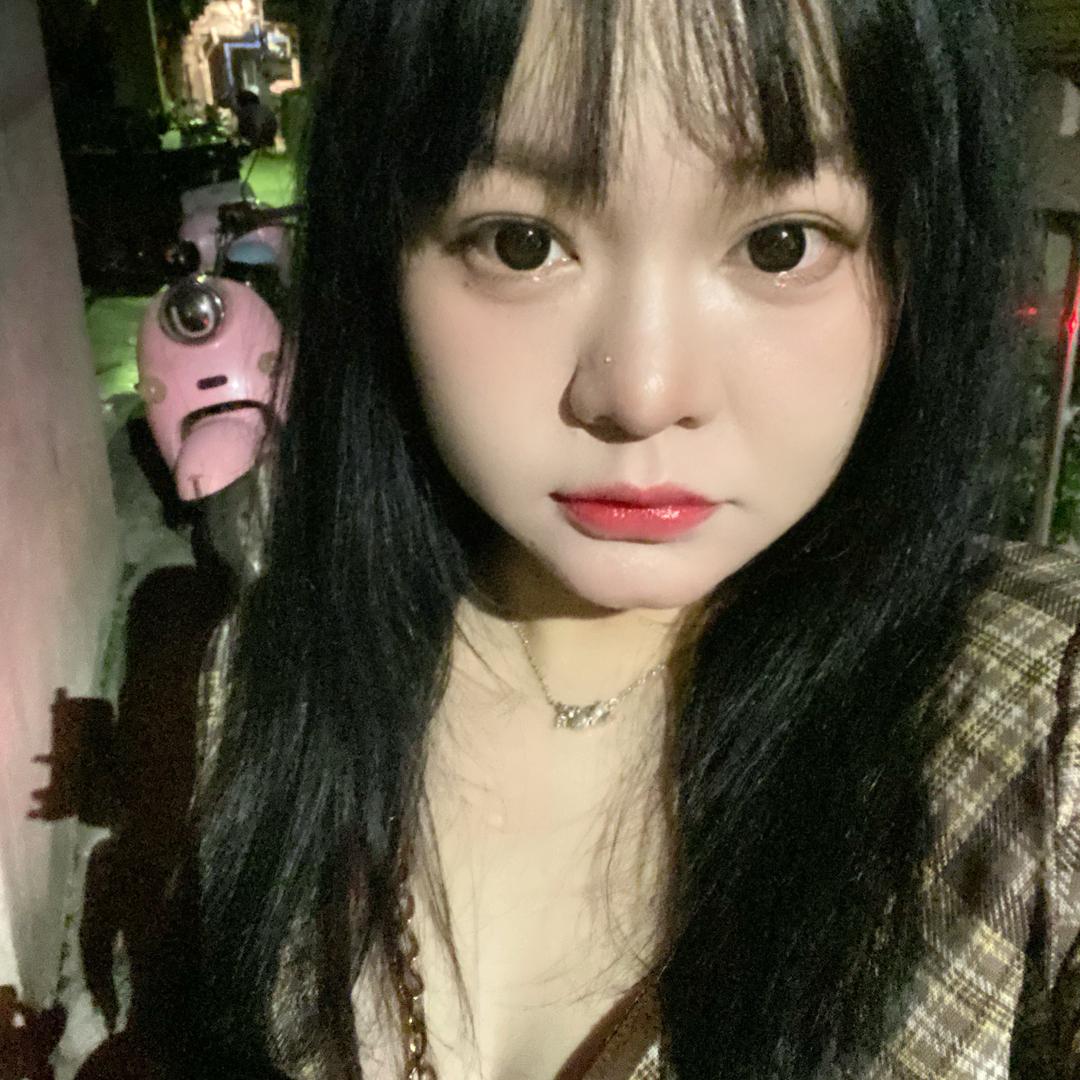 除了我都是小猪～
