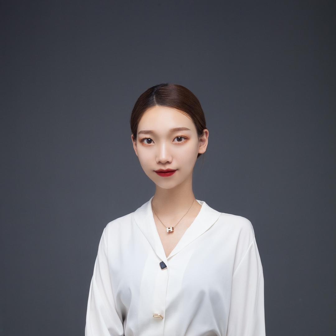 璞樾御珑湖小董同学