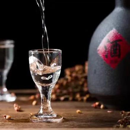 三哥说名酒