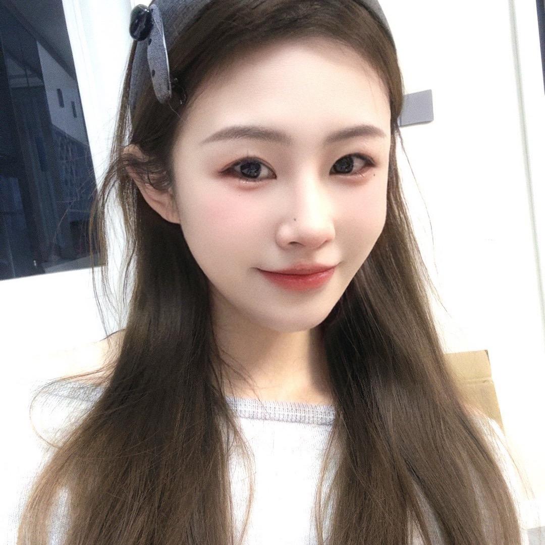 ʚ 倩子吖ɞ