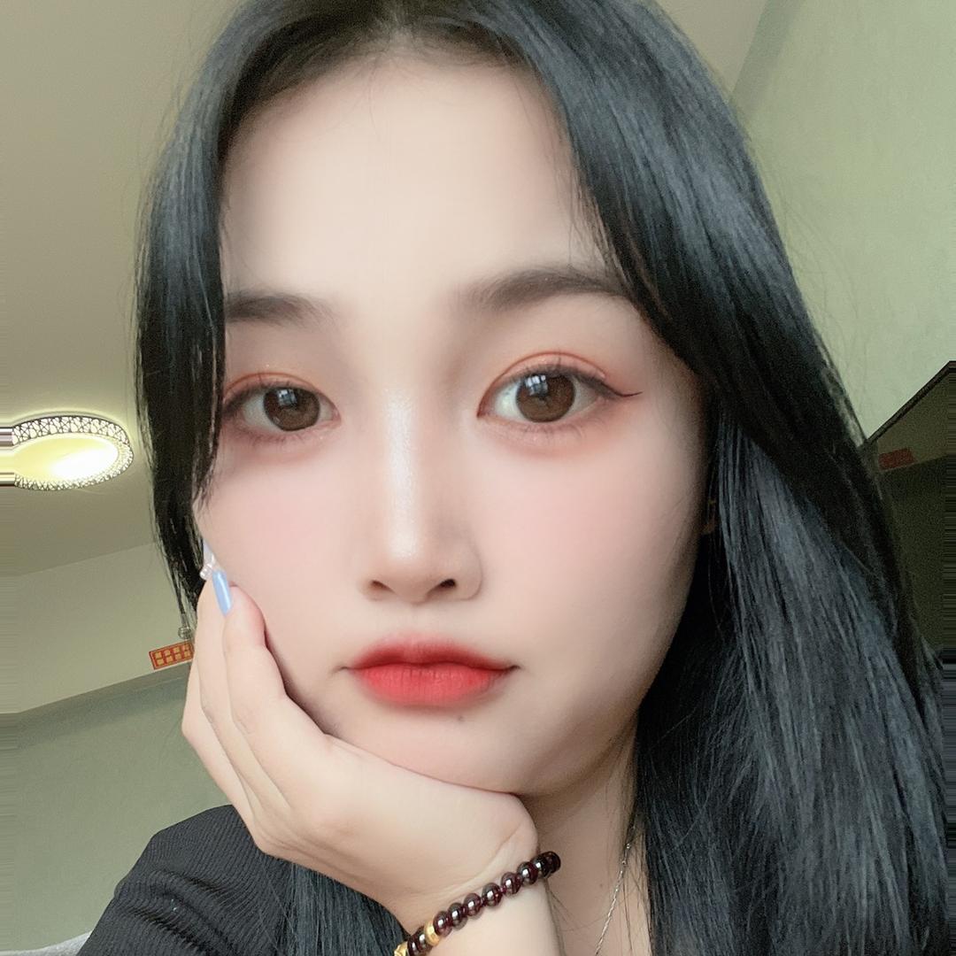 喝水的桔子