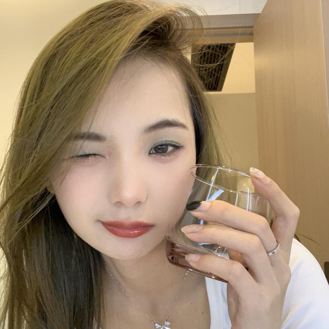 小楚.