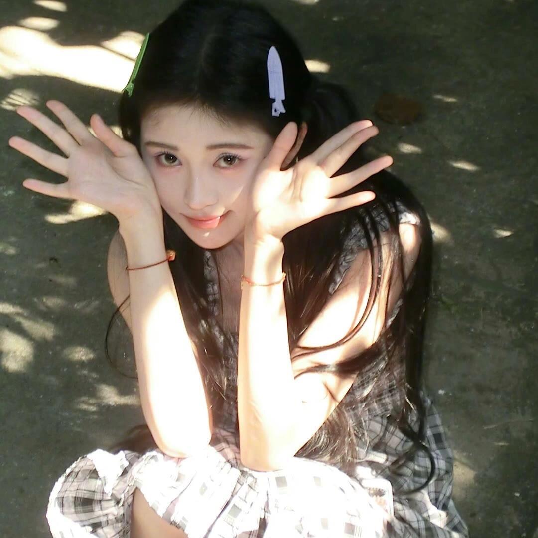 心佩章章