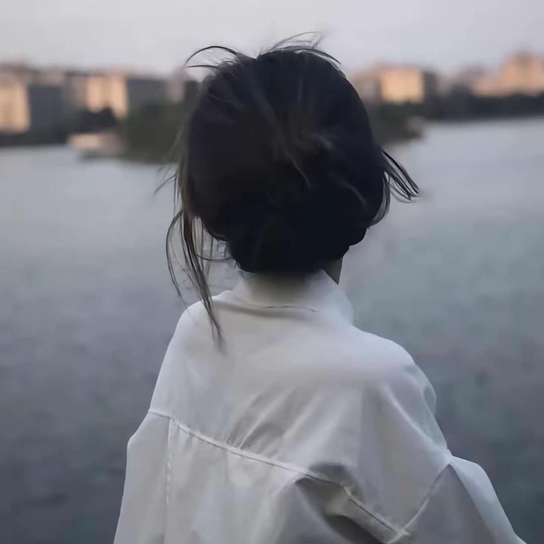 贾小姐