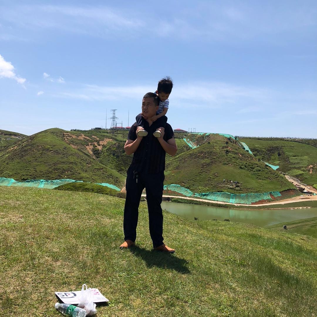 廖勇飞18975558008