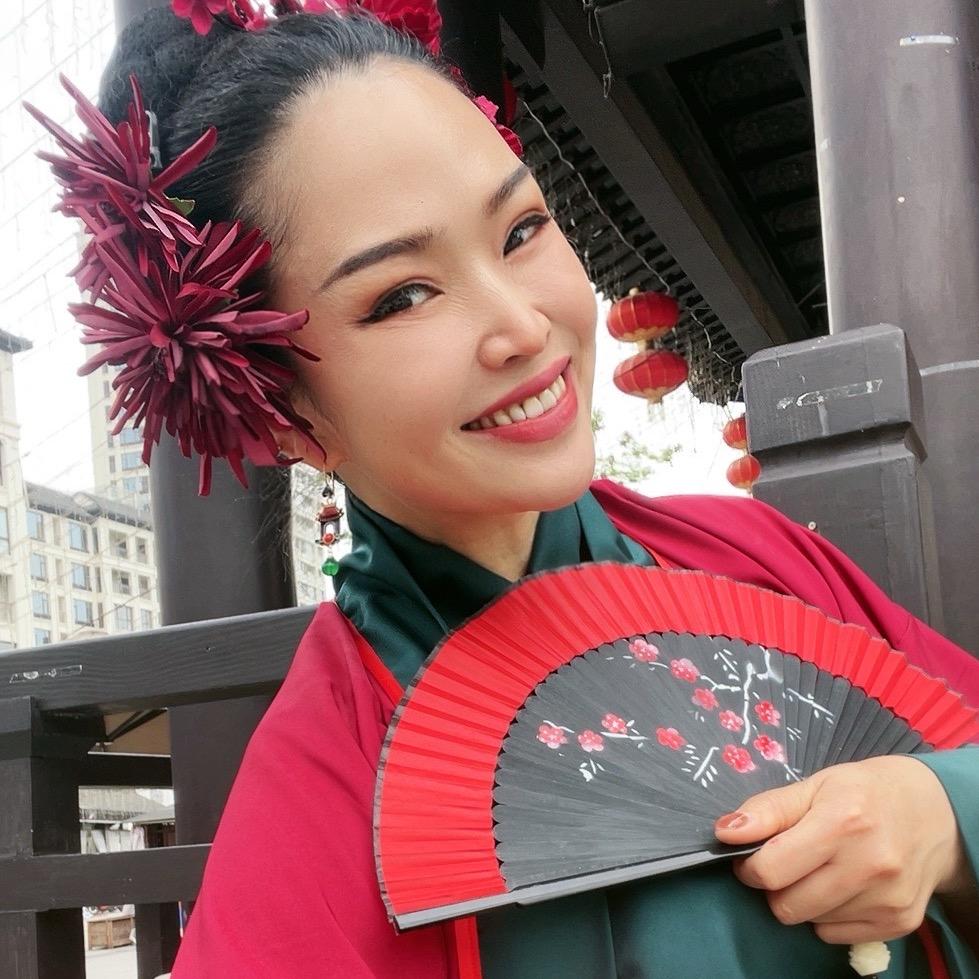 笑笑姐@广安王干娘