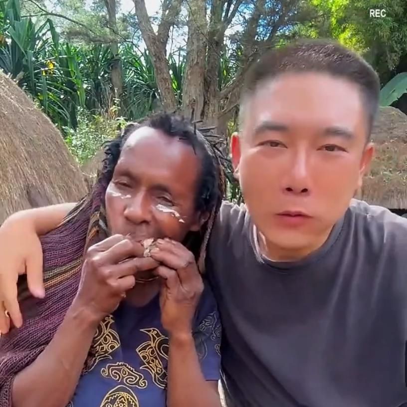 李忆爱探险