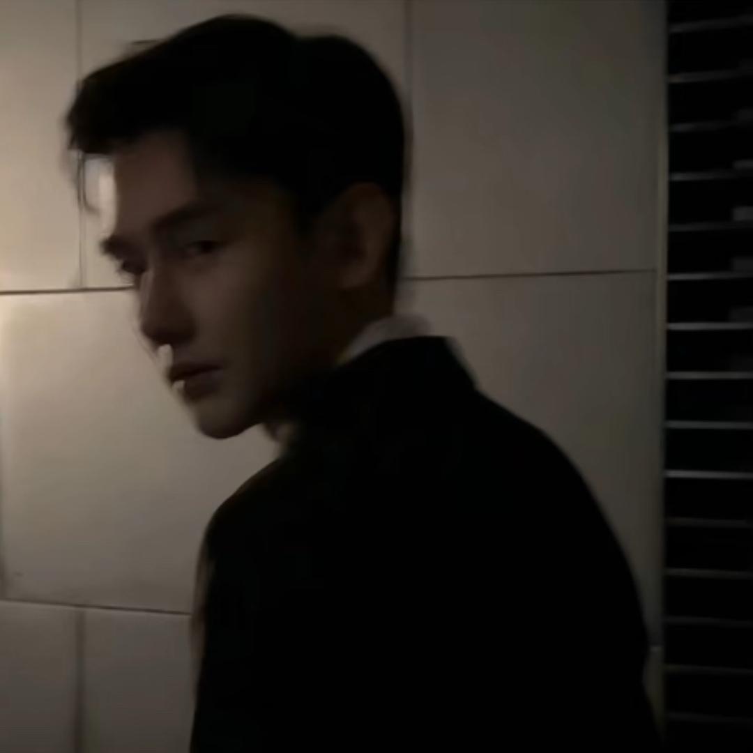 A-她老公在加班