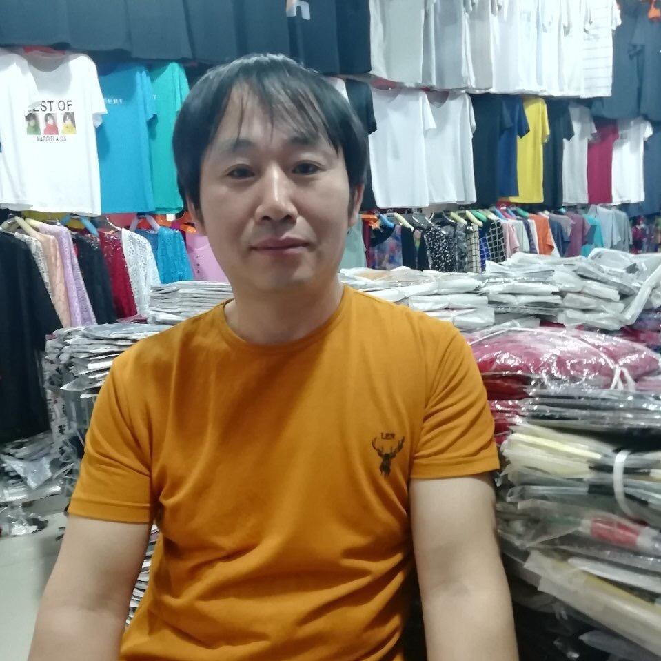 通达王服饰