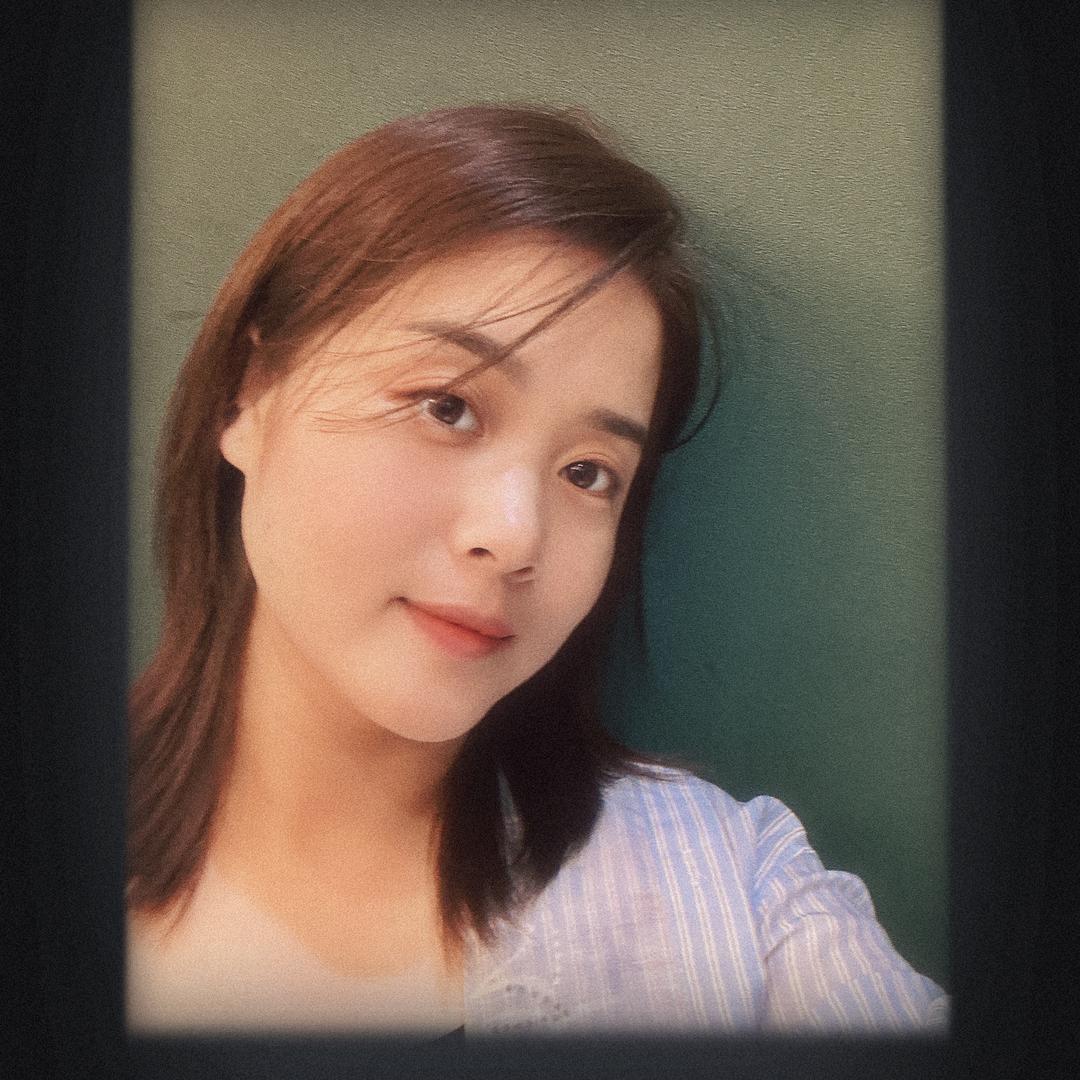 卖别墅的曹默默同学~