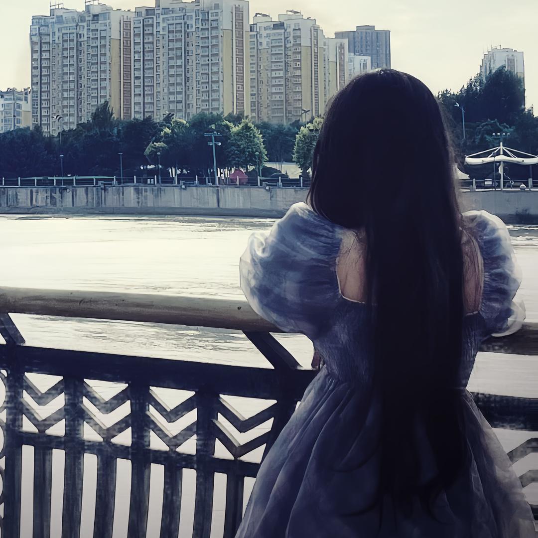 昕冉.