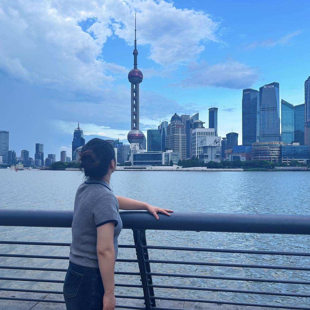 杨洁同学