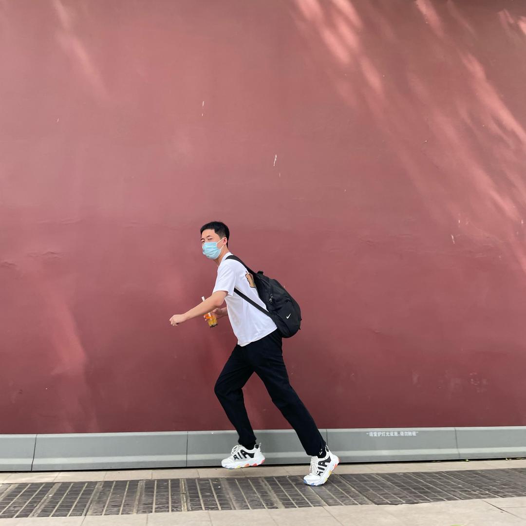 欢迎来到金江的朋友圈（金江本人回复↩️）